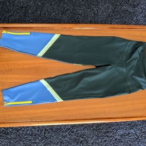 Old Navy Active Zipper Leggings size Small